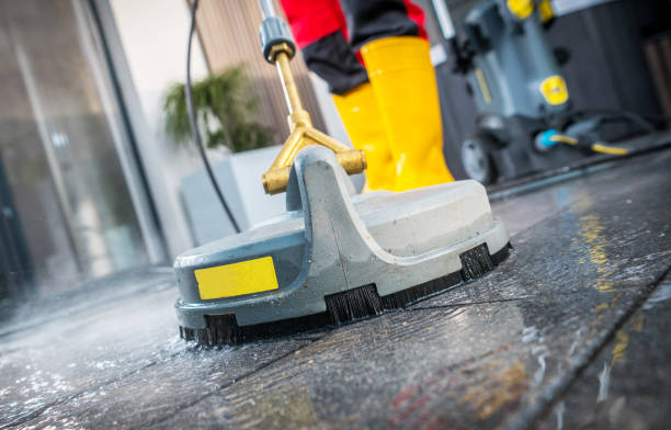 Best Sidewalk Pressure Washing  in Newington, VA